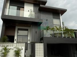 4 Bedroom House for sale in Angeles City, Central Luzon, Angeles City, Pampanga