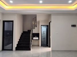 190 Habitación Villa en venta en Mulyorejo, East Jawa, Mulyorejo