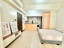 Studio Apartment for rent at Greenbelt Hamilton Tower 2, Makati City