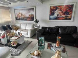 4 Bedroom Apartment for sale in Bucaramanga, Santander, Bucaramanga