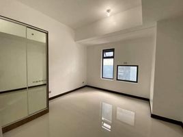  Condo for rent at Chimes Greenhills, San Juan City