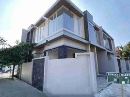 4 Bedroom House for sale in East Jawa, Rungkut, Surabaya, East Jawa