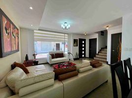 3 Bedroom House for sale in Tumbaco, Pichincha, Tumbaco