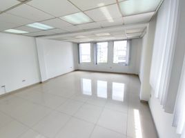 70 m² Office for rent in Quito, Pichincha, Quito, Quito