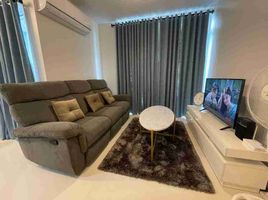 1 Bedroom Apartment for rent in Uptown Mall - Uptown Bonifacio, Makati City, Makati City