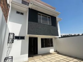 4 Bedroom Villa for sale in Calderón Park, Cuenca, Cuenca, Cuenca