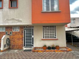 3 Bedroom House for sale in Calderon Carapungo, Quito, Calderon Carapungo