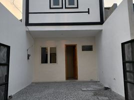 5 Schlafzimmer Haus zu verkaufen in Sukolilo, East Jawa, Sukolilo
