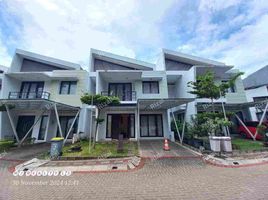 4 Kamar Vila for sale in Bandung Institute of Technology, Sukajadi, Coblong