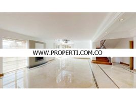 4 Bedroom House for sale in Bare Foot Park (Parque de los Pies Descalzos), Medellin, Medellin