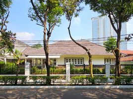 4 Bedroom House for sale in BINUS School Simprug, Kebayoran Lama, Kebayoran Lama