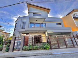 6 Bedroom House for sale in Cainta, Rizal, Cainta