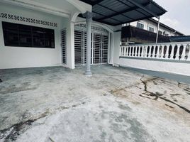 4 Bilik Tidur Vila for sale in Johor, Pulai, Johor Bahru, Johor