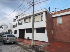 4 Bedroom House for sale in Bogota, Cundinamarca, Bogota