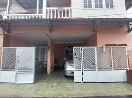 9 Bedroom Villa for sale in Taman Situ Lembang, Menteng, Matraman