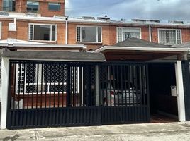 4 Bedroom Villa for sale in Fundacion Cardioinfantil-Instituto de Cardiologia, Bogota, Bogota