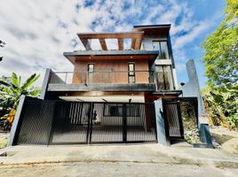 7 Bedroom House for sale in Cainta, Rizal, Cainta