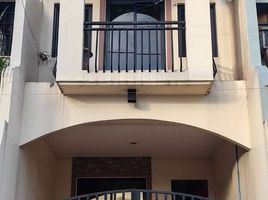 Maison de ville à vendre à Quezon City, Metro Manila, Quezon City, Eastern District