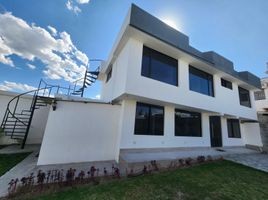 3 Bedroom House for sale in Calderon Carapungo, Quito, Calderon Carapungo