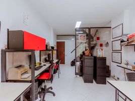 50 SqM Office for sale in Medellin, Antioquia, Medellin