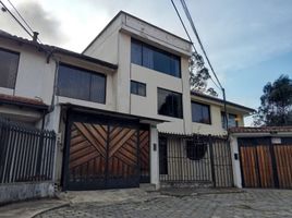 4 Bedroom House for sale in Quito, Pichincha, Quito, Quito