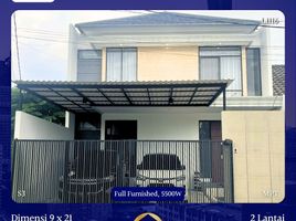 4 Kamar Vila for sale in Surabaya, East Jawa, Rungkut, Surabaya