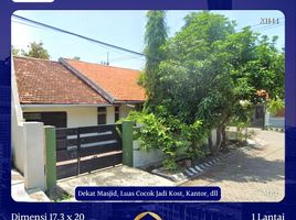 4 Kamar Rumah for sale in Surabaya, East Jawa, Rungkut, Surabaya