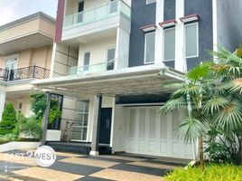 5 Bedroom House for sale in Cipondoh, Tangerang, Cipondoh