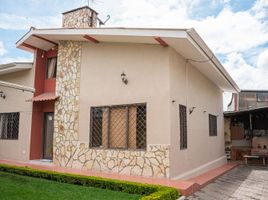 4 Bedroom Villa for sale in Calderón Park, Cuenca, Ricaurte, Cuenca