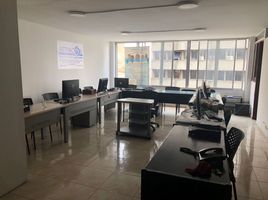 162 m² Office for sale in River View Park, Cali, Cali