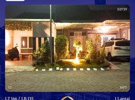 4 Bedroom House for sale in Buduran, Sidoarjo, Buduran