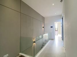 4 Habitación Villa en venta en Sukolilo, East Jawa, Sukolilo