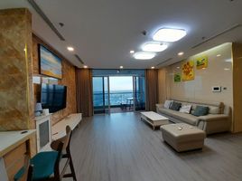 4 Bedroom Condo for rent at Vinhomes Central Park, Ward 22