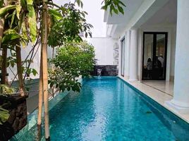 6 Bedroom House for sale in Universitas Katolik Indonesia Atma Jaya, Tanah Abang, Kebayoran Baru