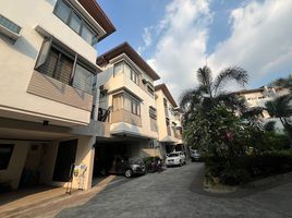 Maison de ville à vendre à Quezon City, Metro Manila, Quezon City