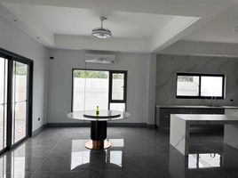 5 Bedroom Villa for sale in Angeles City, Pampanga, Angeles City