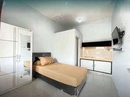 12 chambre Maison for rent in Ciputat, Tangerang, Ciputat