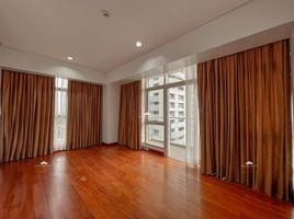 2 Bedroom Apartment for sale in Gilmore LRT-2, Quezon City, Quezon City