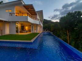 11 Bedroom Villa for rent in Colombia, Moniquira, Boyaca, Colombia