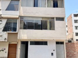 7 Bedroom House for sale in Santa Anita, Lima, Santa Anita, Lima, Lima
