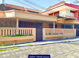 8 chambre Maison for sale in Rumah Sakit Angkatan Laut (RSAL) Surabaya, Wonokromo, Wonocolo