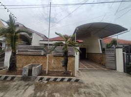 Maison 4 chambre à vendre à Tenggilis Mejoyo, East Jawa, Tenggilis Mejoyo