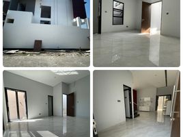 5 Bedroom Villa for sale in Mulyorejo, Surabaya, Mulyorejo