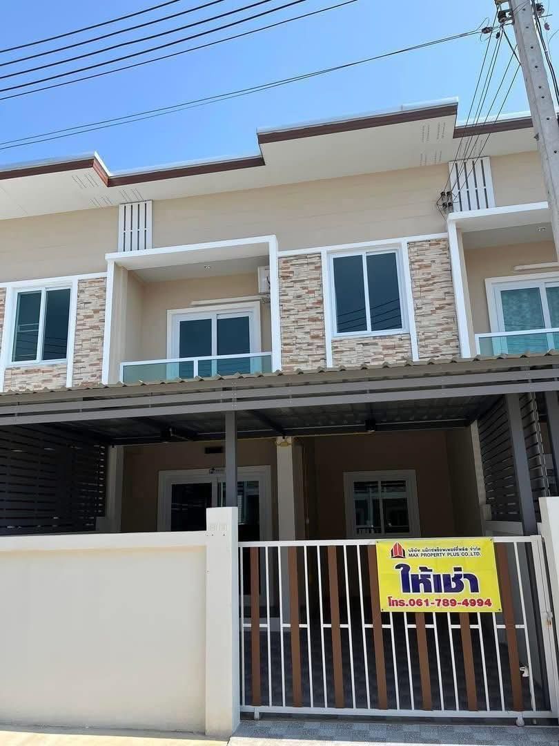 3 Bedroom Townhouse For Rent At Baan Montatip 5