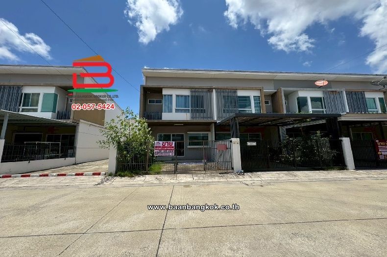 2 Bedroom Townhouse For Rent In Bang Kaeo, Samut Prakan