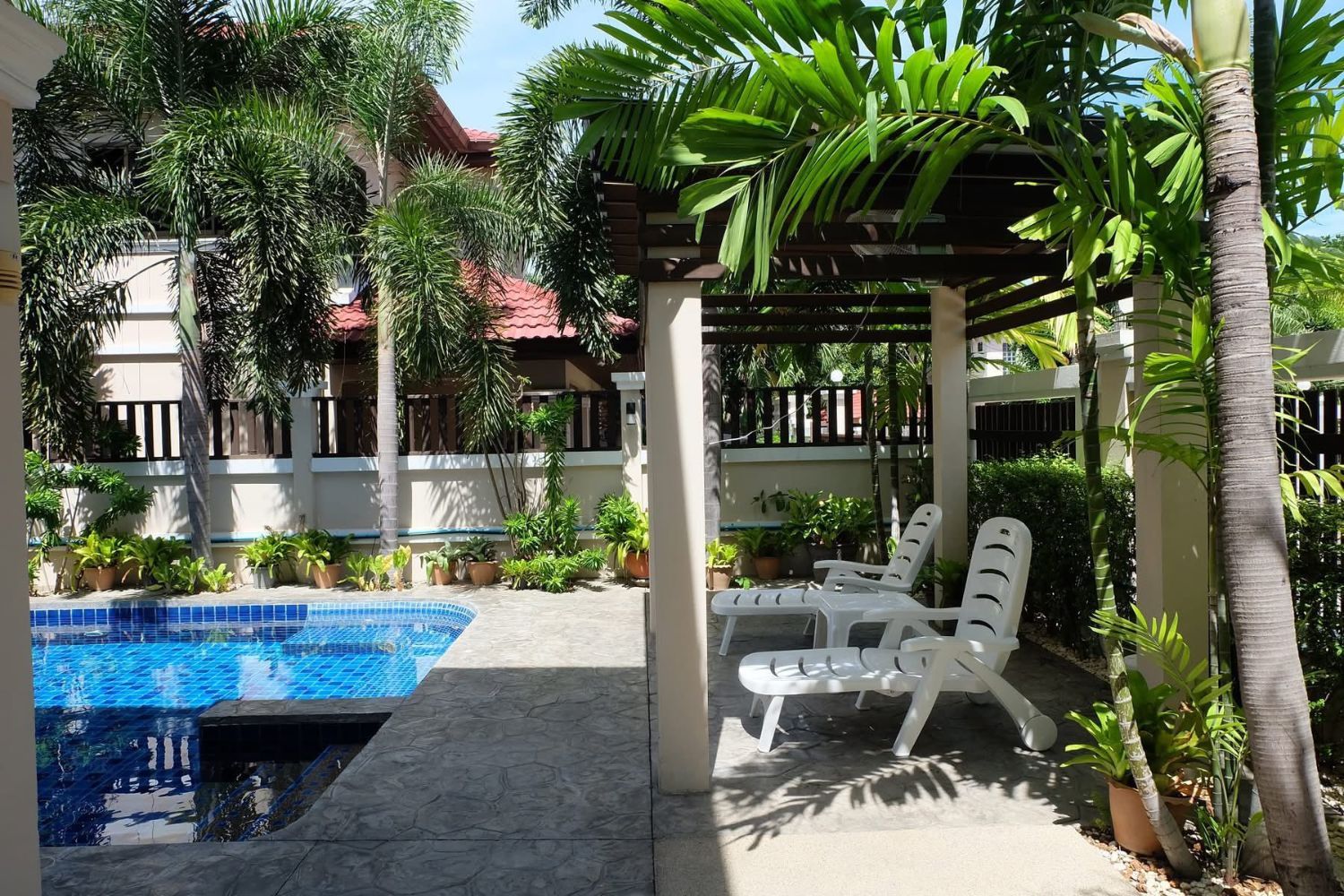 3 Bedroom Villa For Rent In Nong Prue, Chon Buri