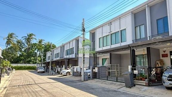 3 Bedroom Townhouse For Rent In Bang Krang, Nonthaburi