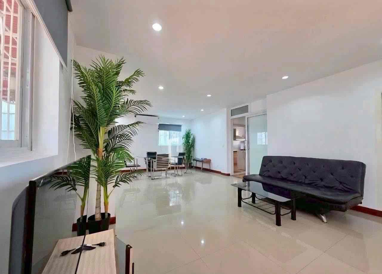4 Bedroom Villa For Rent In Nong Prue, Chon Buri