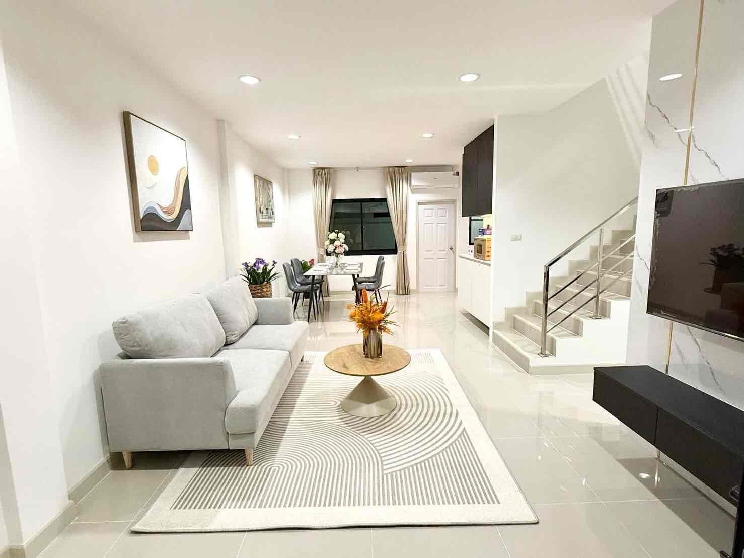 3 Bedroom Villa For Rent In Nong Prue, Chon Buri