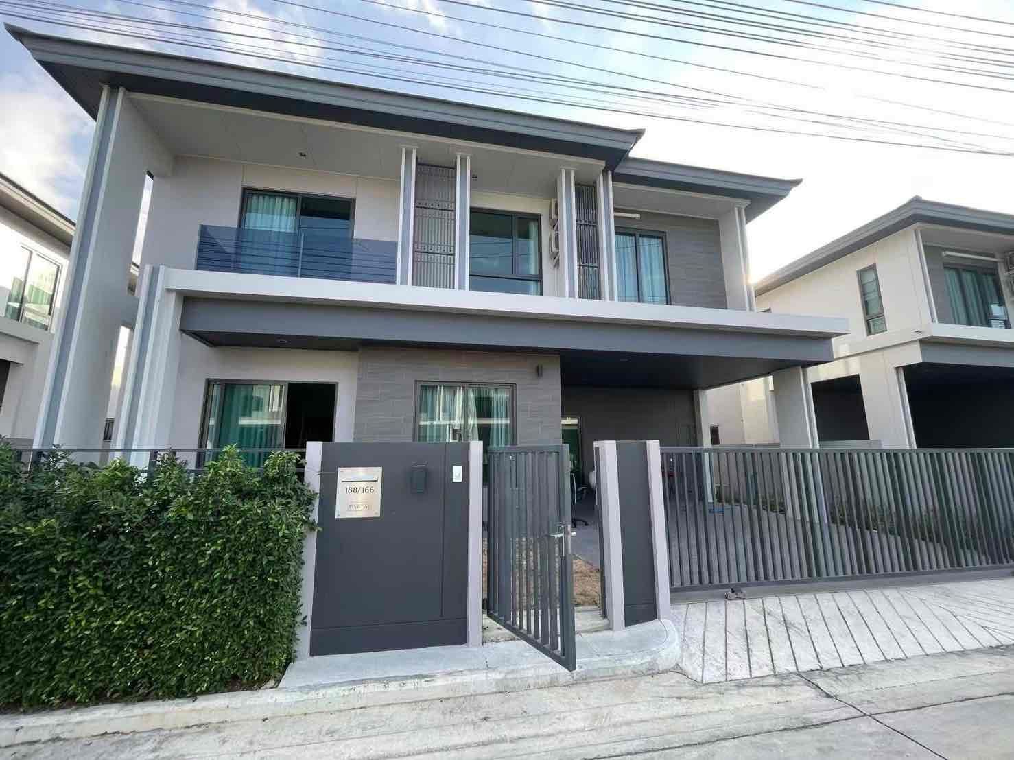 4 Bedroom Villa For Rent In Bang Lamung, Chon Buri